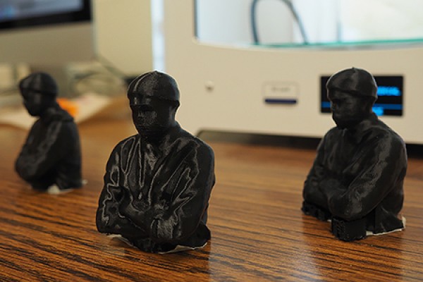 Busts of MFA student Luke Maddaford