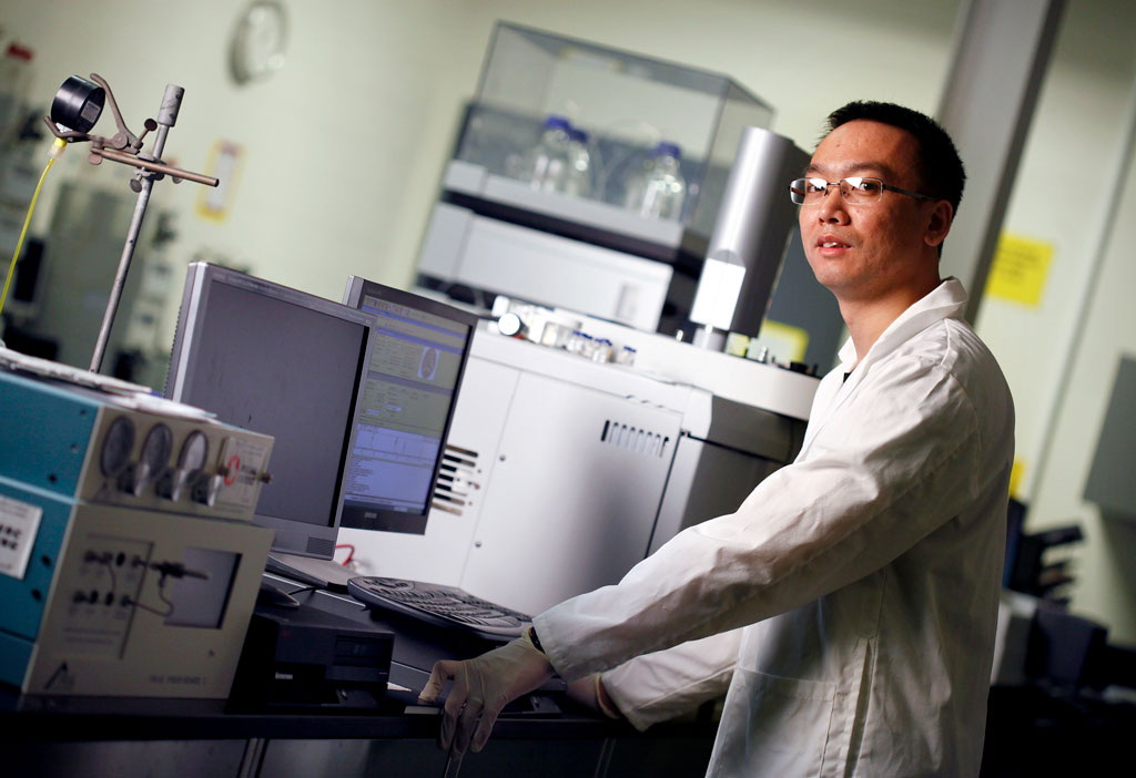 Tao Peng works in the lab at the University of Windsor's Ed Lumley Centre for Engineering Innovation.