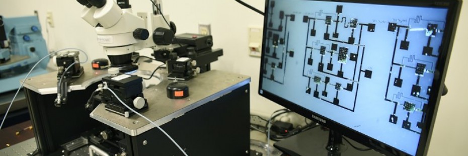 Radio Frequency Identification (RFID) and Smart Sensors research lab