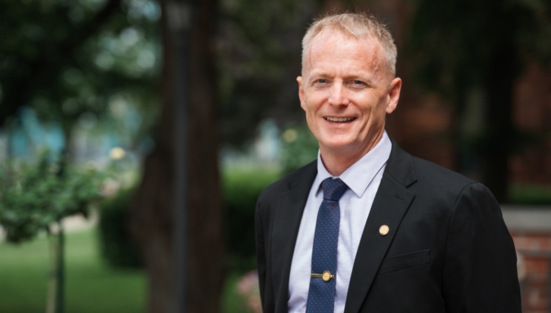Faculty of Engineering Dean Dr. Bill Van Heyst