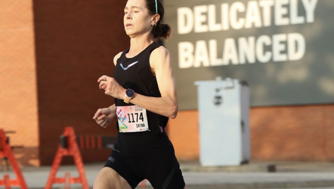 Dayna Pidhoresky running in the Windsor Waterfront Half-Marathon