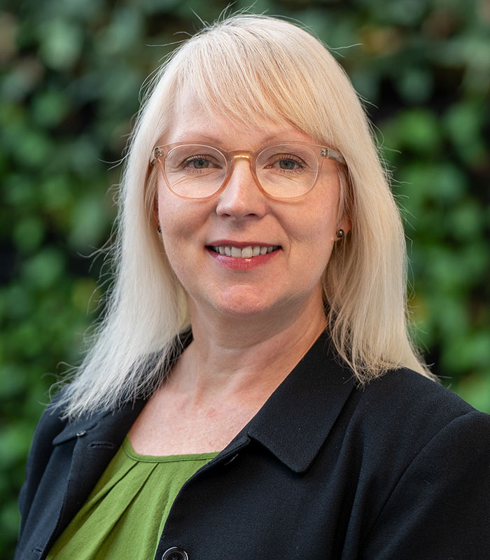 Photo of Professor Natalie Bownes