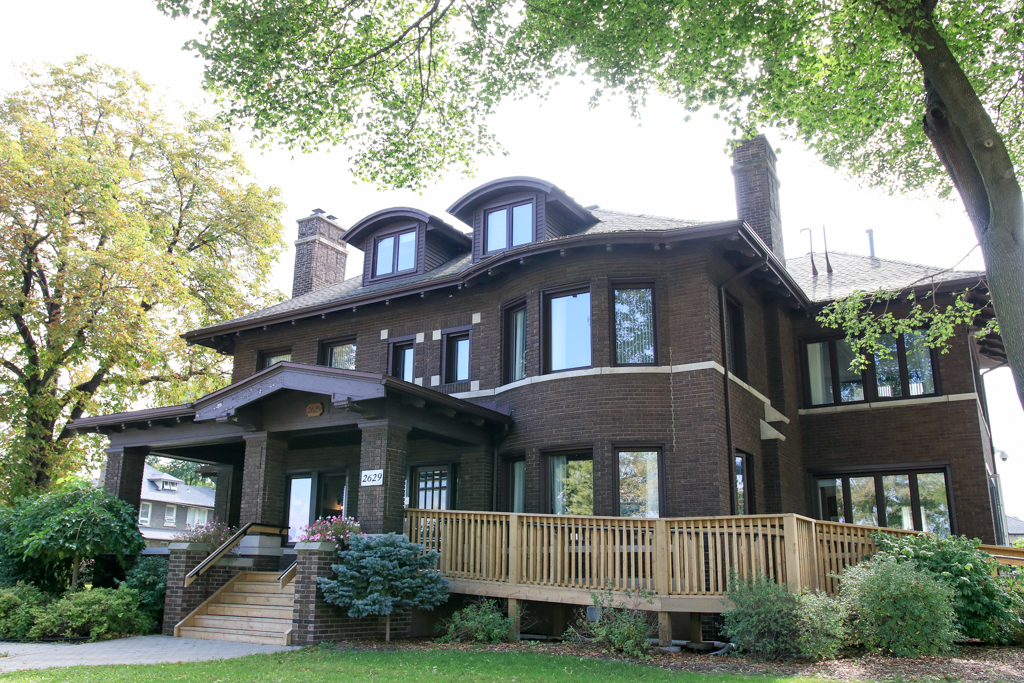 The Psychological Services and Research Centre is an advanced training facility for graduate students in the Clinical Psychology Program at the University of Windsor.