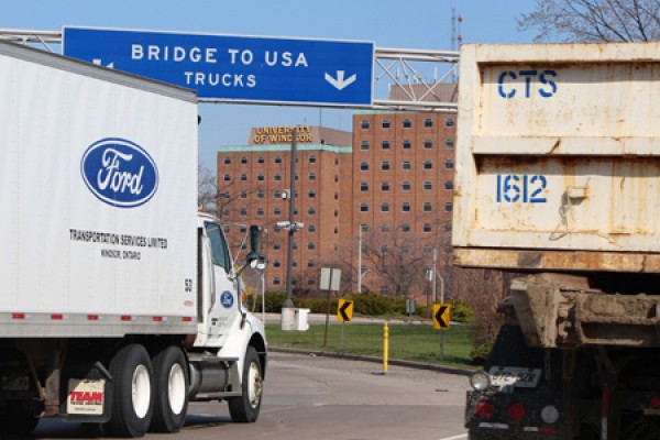 trucks heading onto Ambassador Bridge