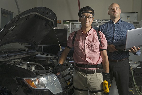 Post-doctoral fellow Xiaoxu Ji and Kinesiology professor Joel Cort