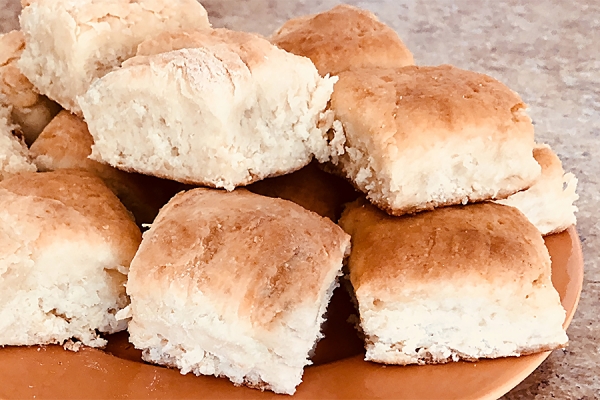 plate of bannock