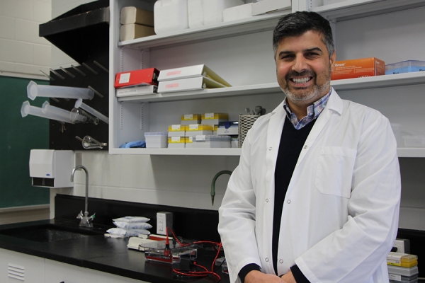 Biochemistry professor Munir Rahim