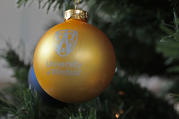 UWindsor ornament