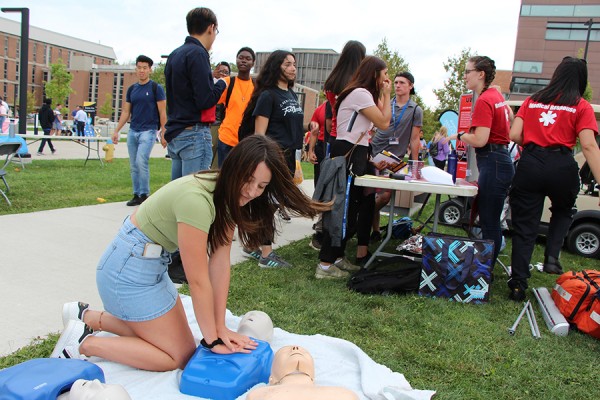 Melissa Berberi practises chest compressions