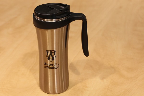 Insulated travel mug