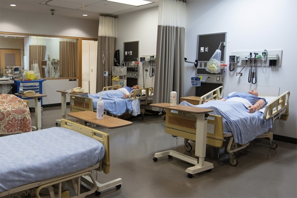 Photo of University of Windsor hospital emergency room classroom setting.