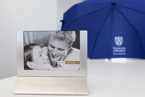 UWindsor umbrella and picture frame