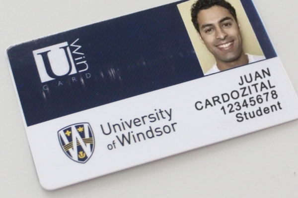 a UwinCARD