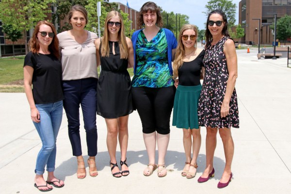 UWindsor clinical psychology students Lauren O&#039;Driscoll, Brie Brooker, Emily Johnson, Miche Monette and Ashley Mlotek are pictured on campus with professor Dr. Josée Jarry. 