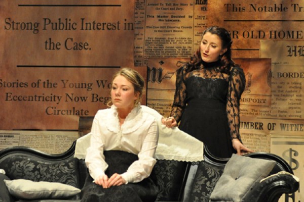 Breanna Maloney as Miss Lizzie and Vanessa Lancione as The Actress