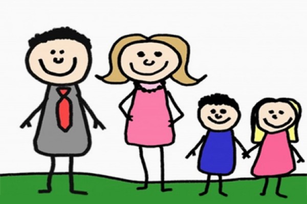 child&#039;s drawing of family