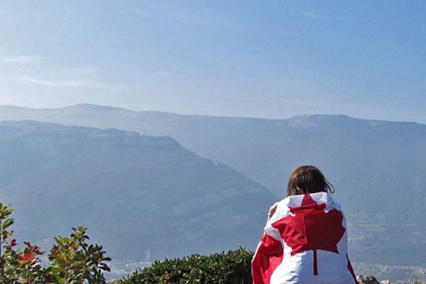 Alene Abati overlooking mountains