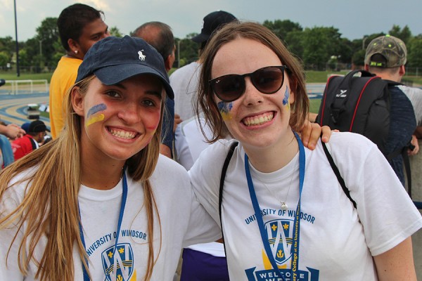 Julia Huerta of Spain and Julia Obelade of Germany