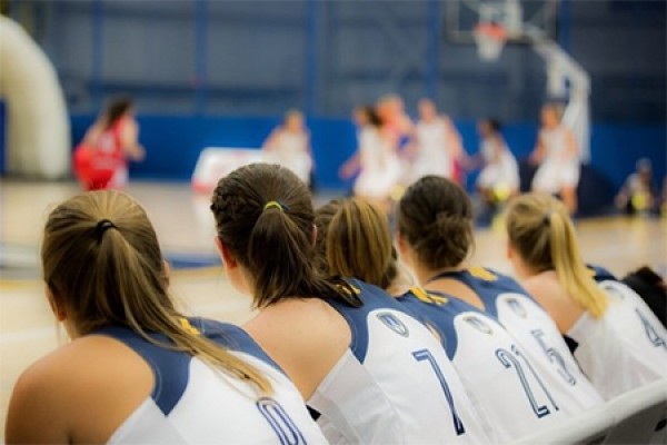 Lancer women’s basketball players