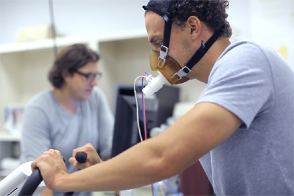 prof overseeing student research