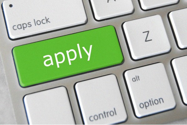 keyboard with green key labelled Apply