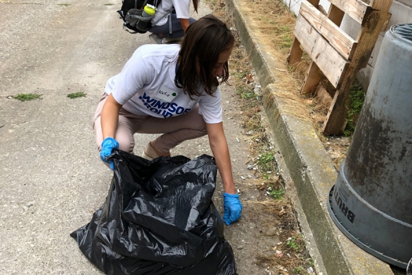 student participating in 2019 Community Clean-Up Day