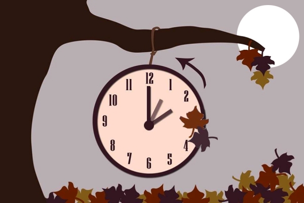 Clock indicating reversal from 2 to 1 a.m.