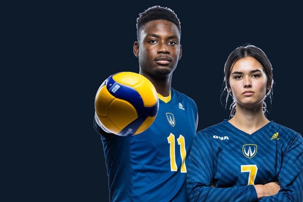 Lancer volleyball players