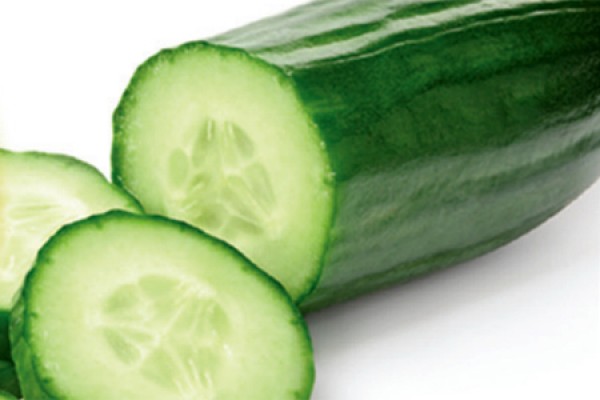 sliced cucumber