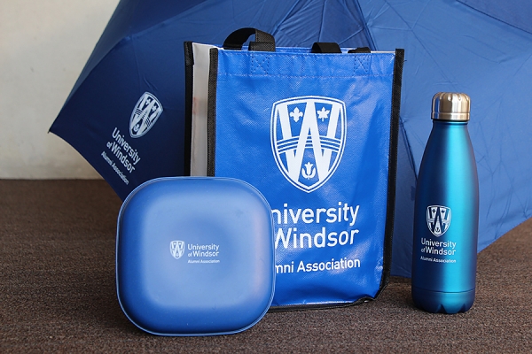 Prize package: umbrella, water bottle, lunch box, bag
