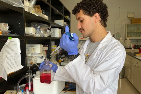 Sami Alrashed in bio lab