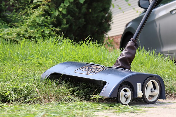 the Secara lawnmower