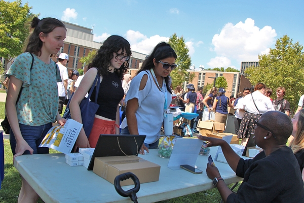 Reese Brode, Arianne Andary, and Vanessa Diaz-Mejia speak with Shetina Jones.