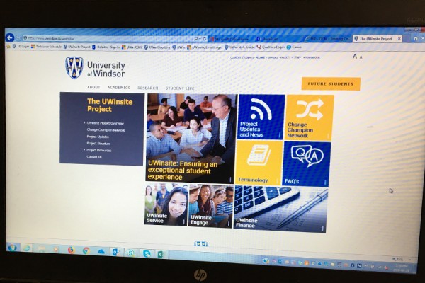 screen displaying UWinsite