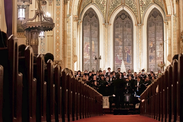 The University Singers will join more than a dozen choirs in performance during the Windsor Choral Festival.