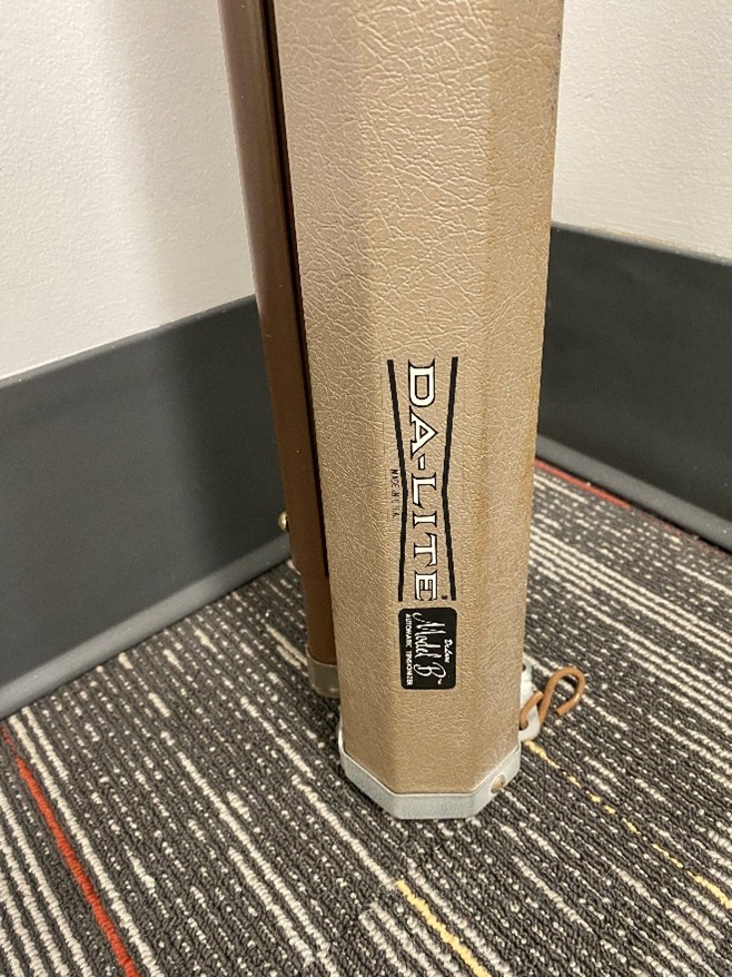 close up projector screen