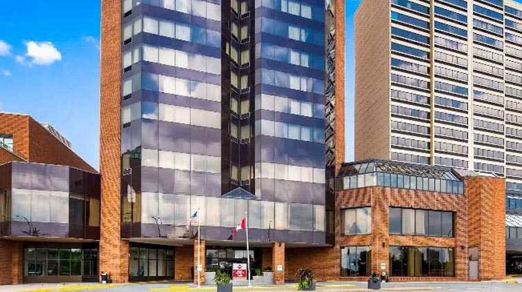 Front view of Best Western Plus Waterfront hotel