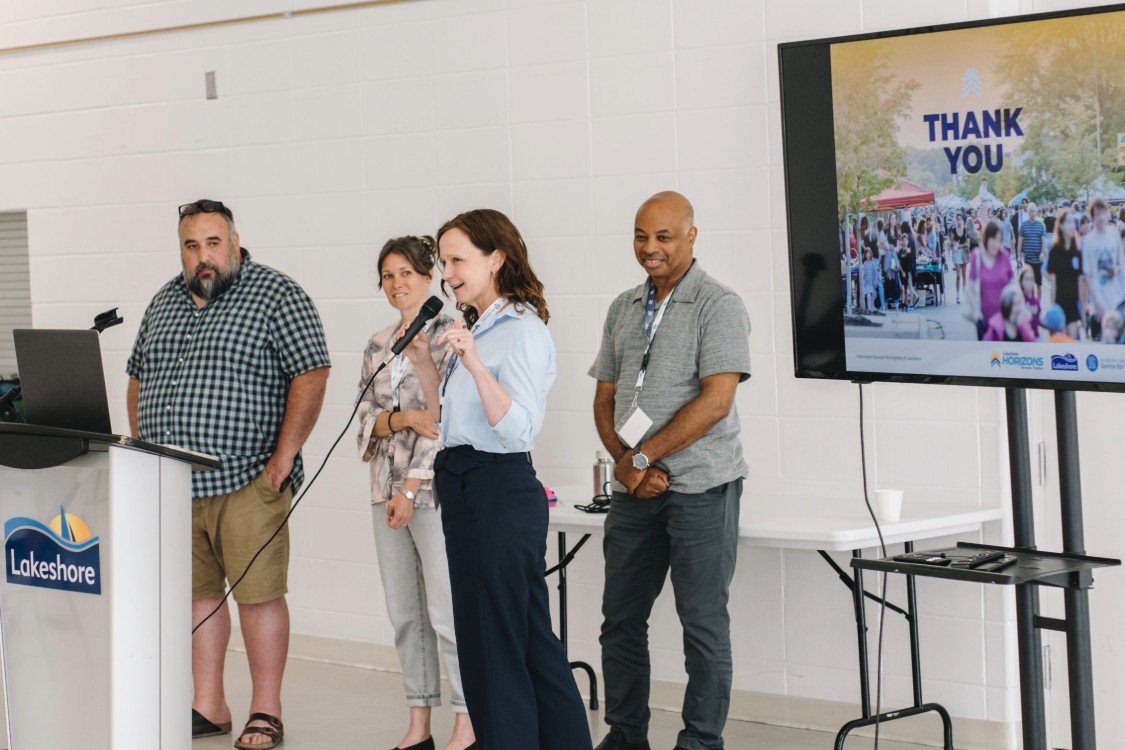 Members of the Horizons team