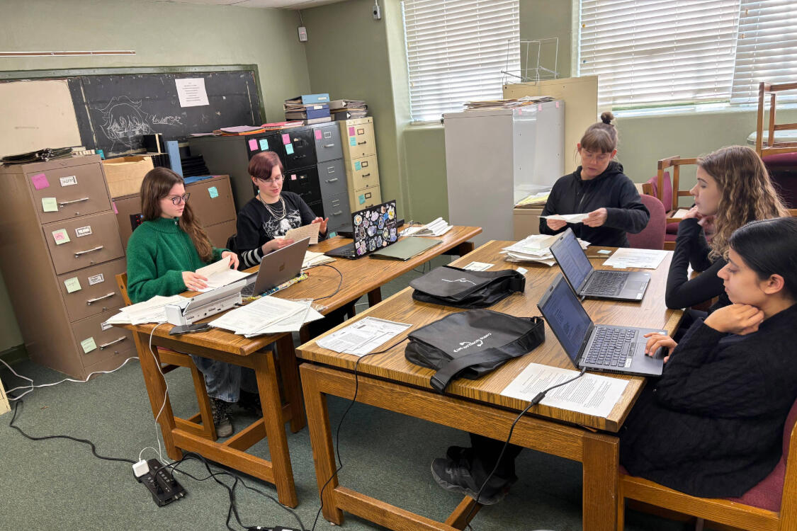 Students digitizing archives for Miami Nation