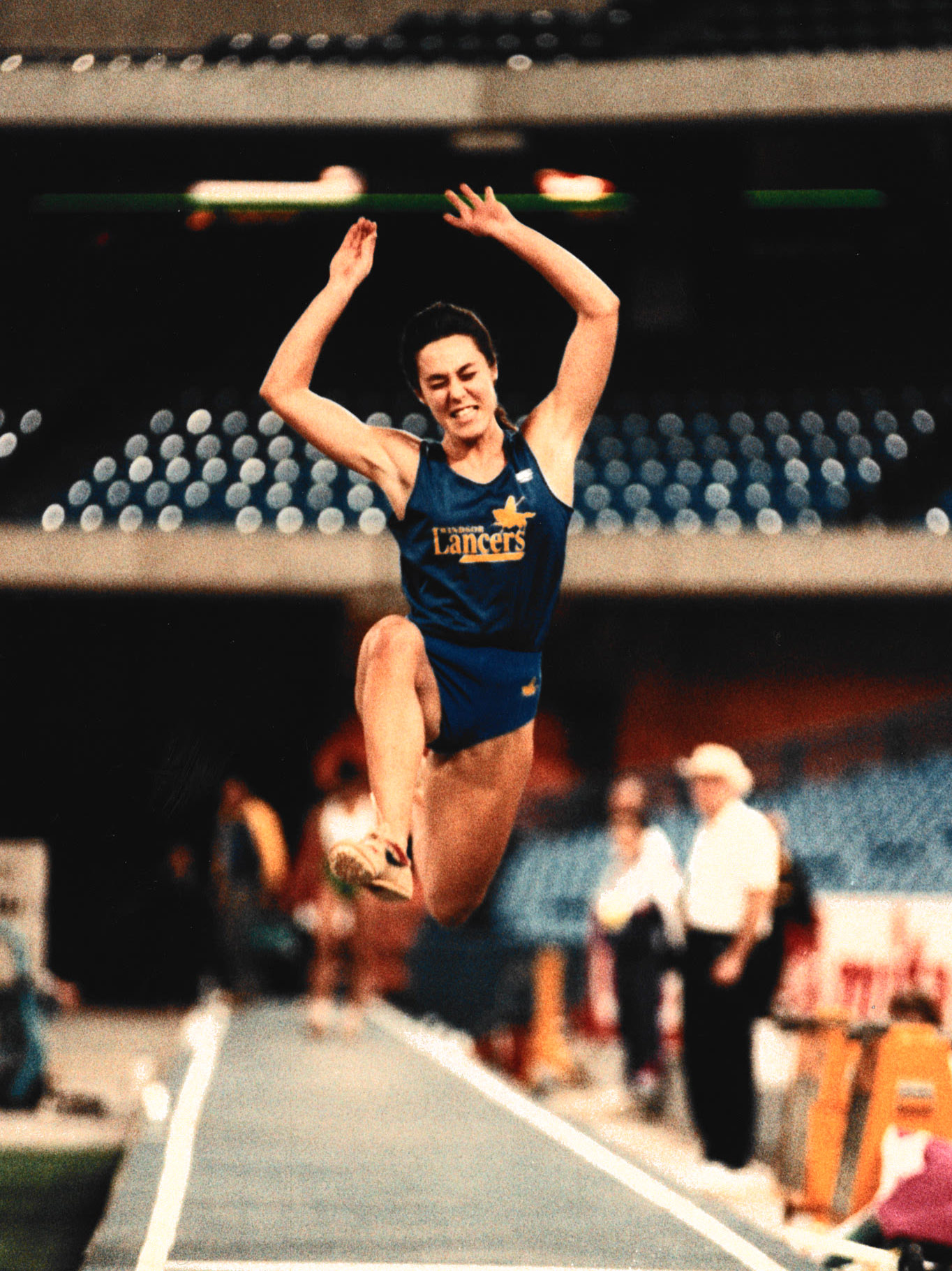 Gisele Poulin loing jumping