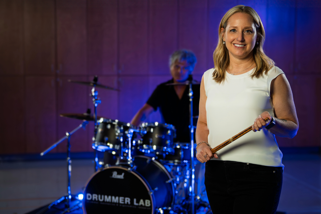 Nadia Azar in the DRUMMER lab