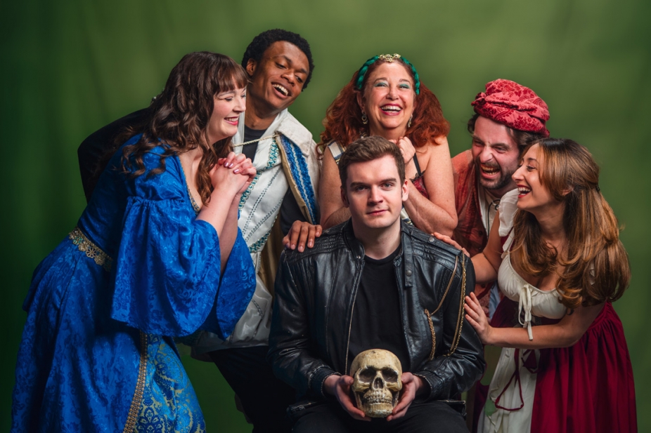 Cheer Up Hamlet cast photo
