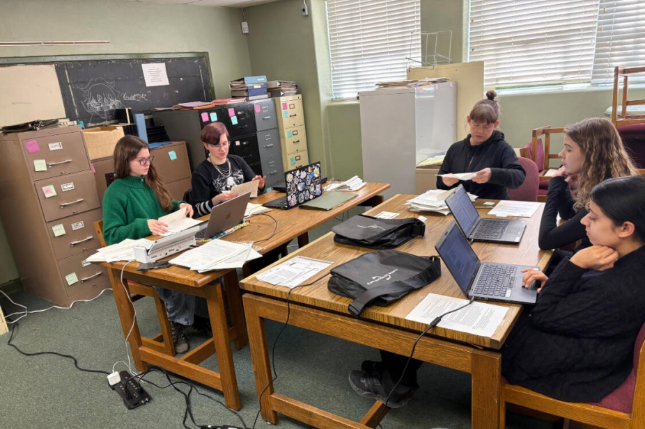 Students digitizing archives for Miami Nation