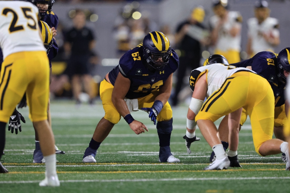 Windsor Lancers Football action