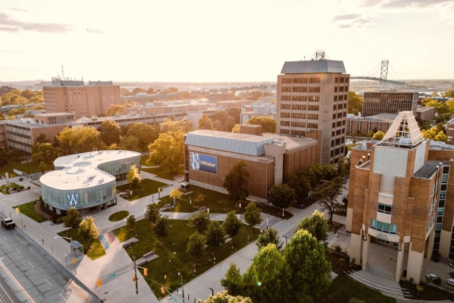 University of Windsor campus 