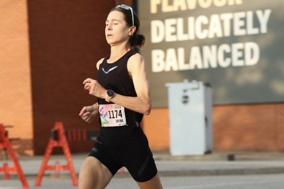 Dayna Pidhoresky running in the Windsor Waterfront Half-Marathon