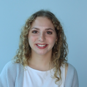 headshot of graduate student 