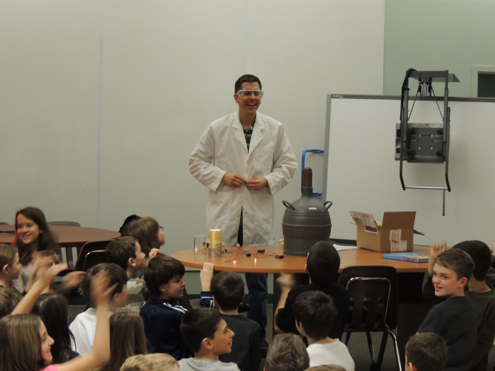 Dr Rehse visits 4th grade science students in class