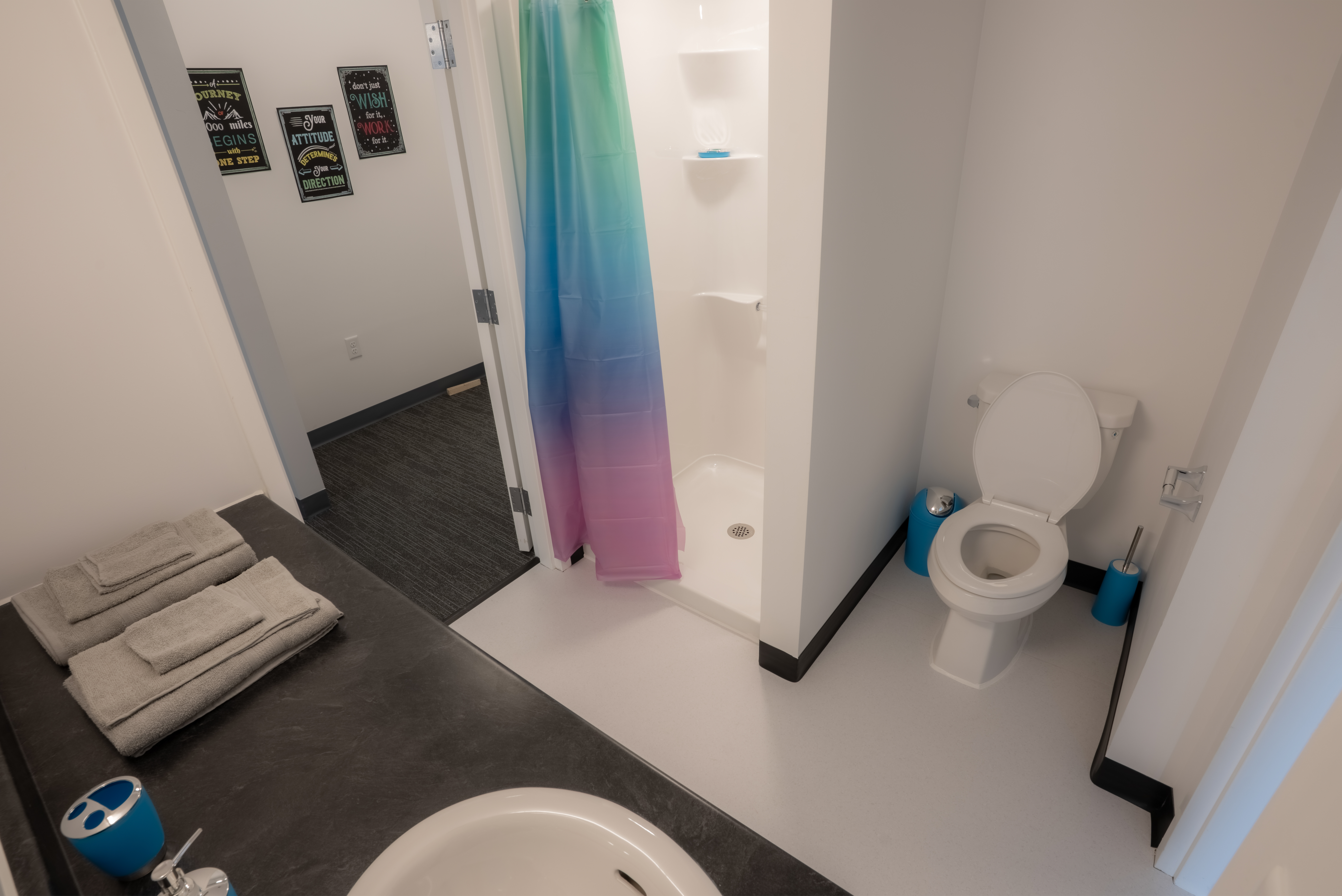 Rodzik Hall Bathroom